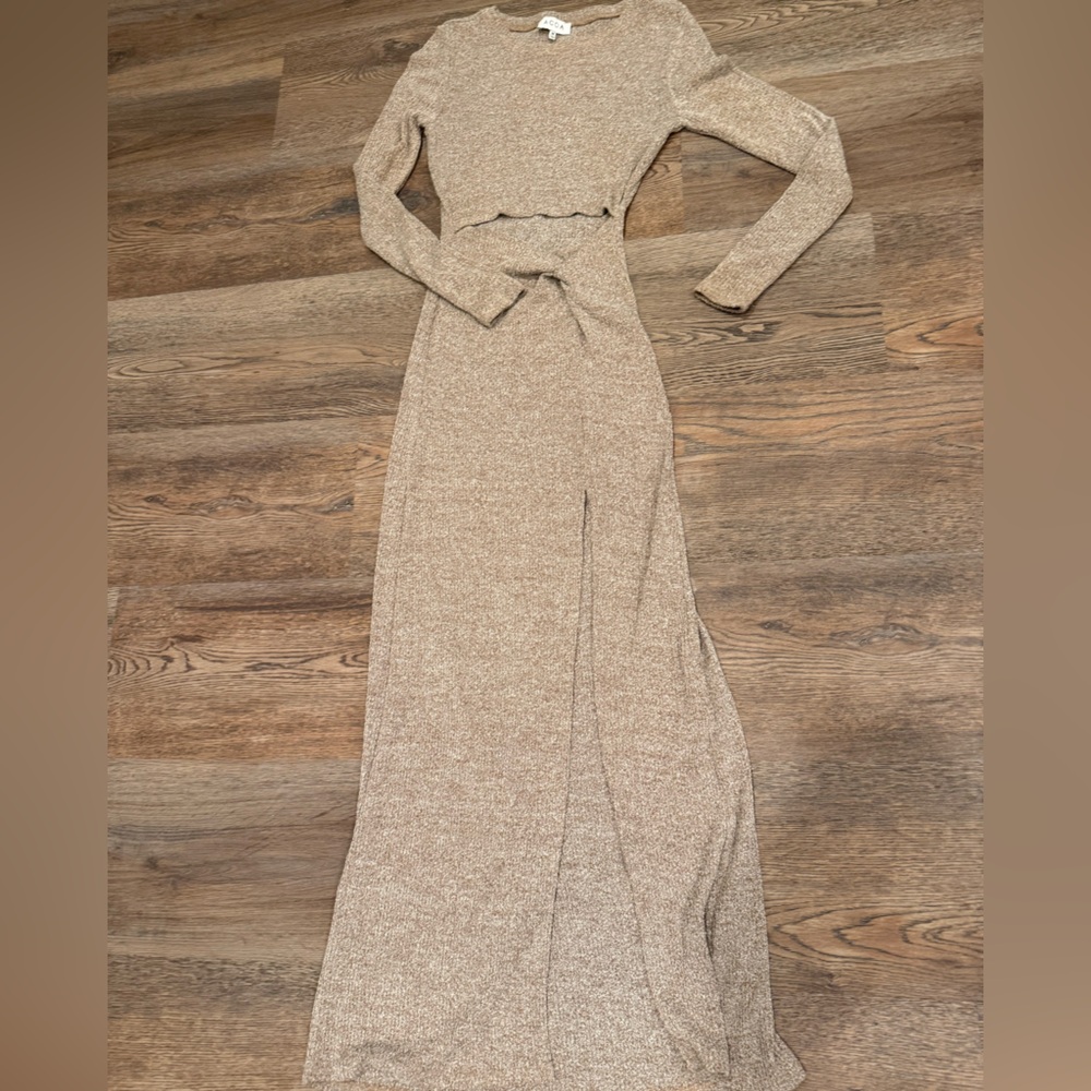 Chic Long Sleeve Beige Dress